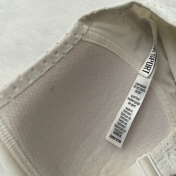 Victoria's Secret Cream Bralette 32B - Picture 3 of 4